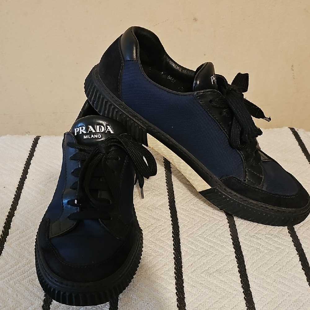 Prada Black Sneakers Sleek Design with Chunky Sole - Picture 6 of 9